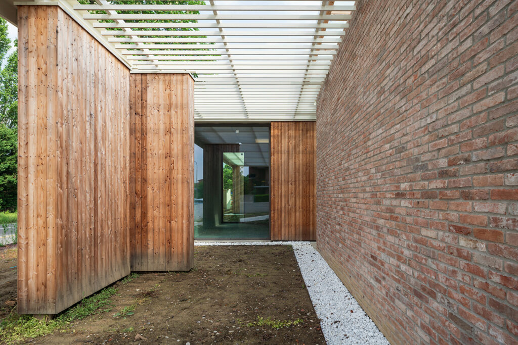 Memoriale Villa Emma Nonantola, architetti Bianchini e Lusiardi Associati 01s